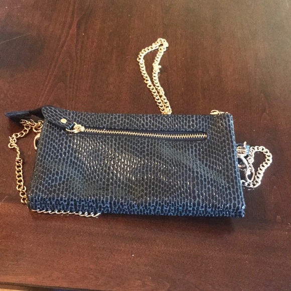 Olivia Miller - Picture 2 of 3